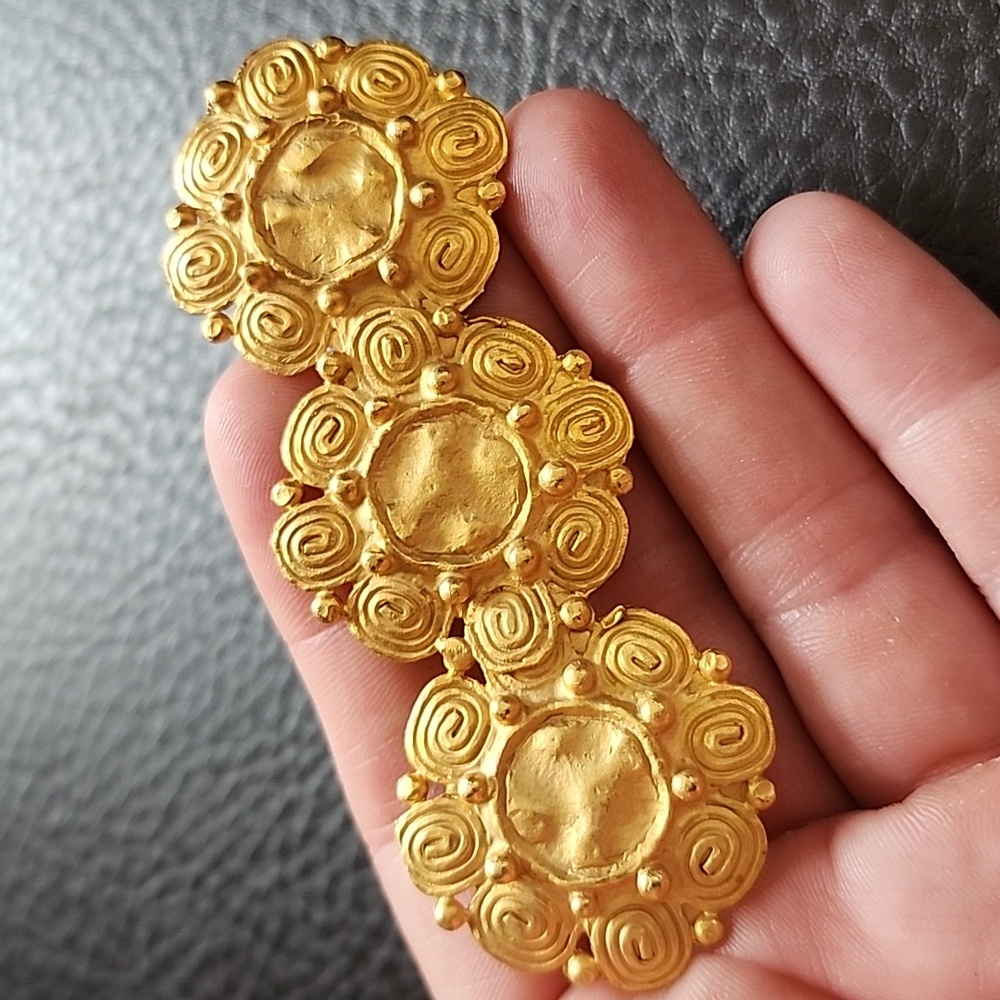 VTG brooch